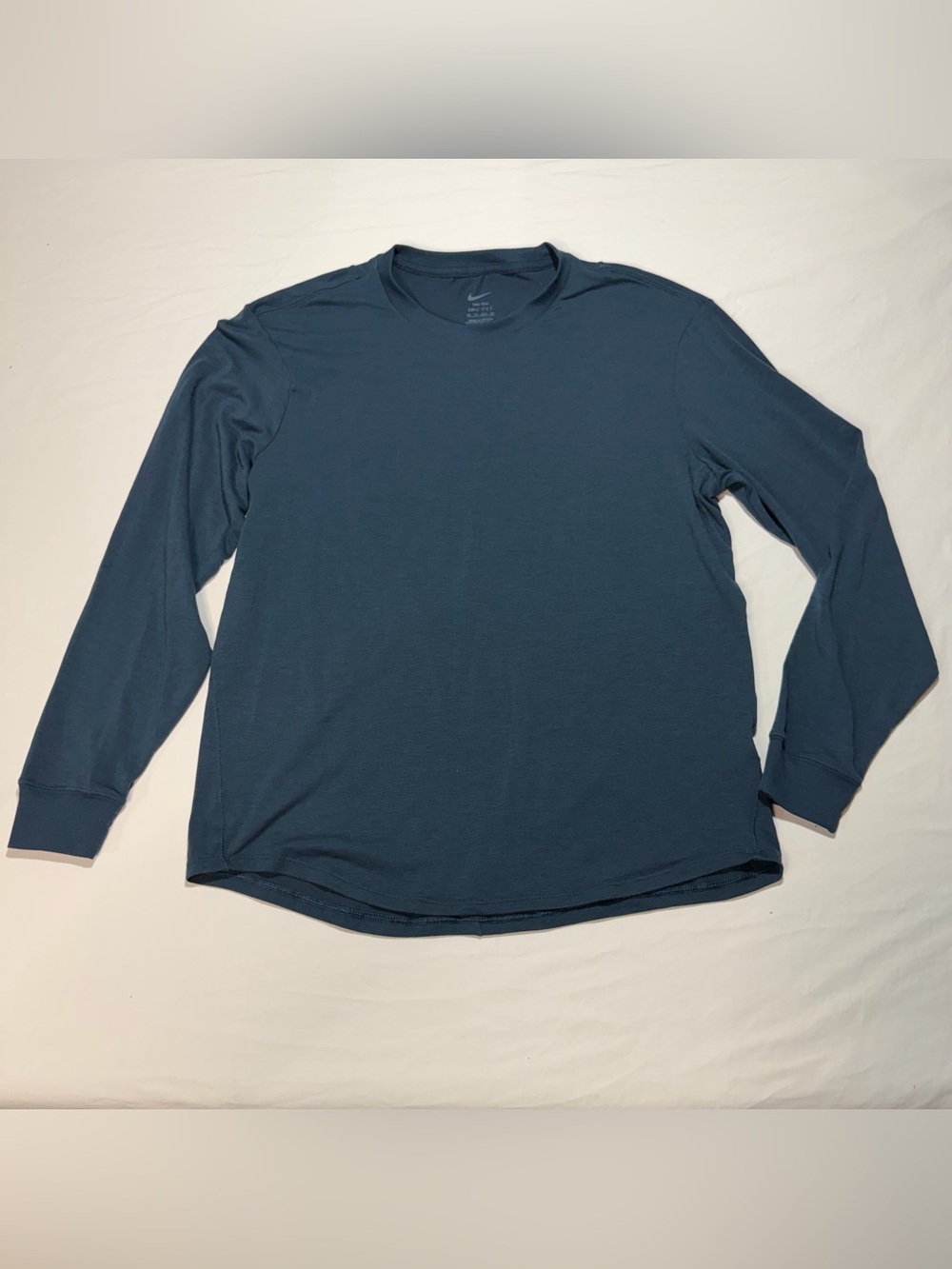 Nike One Relaxed Women's Dri-FIT Long-Sleeve Top